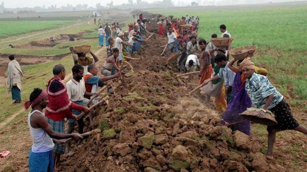 দক্ষিণ ২৪ পরগনায় ১০০ দিনের কাজে ‘৬ লক্ষ ভূতুড়ে জব কার্ড’! e-KYC-তে মিলছে না হদিশ, তীব্র রাজনৈতিক বিতর্ক!
