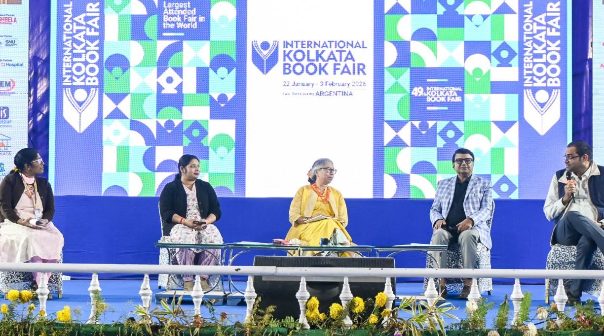 ৫০তম আন্তর্জাতিক কলকাতা বইমেলাকে সকলের জন্য উন্মুক্ত করার দাবি, মহাজাতি সদনে প্রকাশনা জগতের বিশেষ বৈঠক!