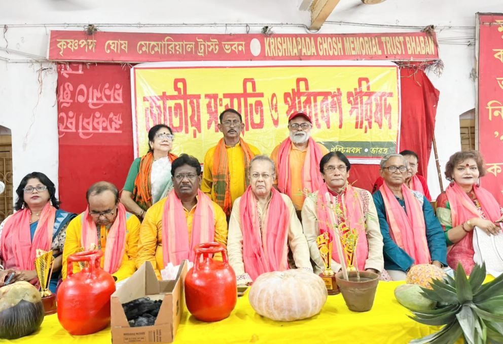 কলকাতায় রথযাত্রার আবহে ‘সারা বাংলা কবিতা উৎসব’, সাহিত্য-সংস্কৃতির মহামিলনে মাতল কৃষ্ণপদ মেমোরিয়াল হল!