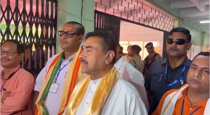 পুজোর আগেই খুলতে পারে ১০–১২টি বন্ধ চা বাগান! মুখ্যমন্ত্রীর ঘোষণায় আশার আলো ডুয়ার্সের শ্রমিকদের!