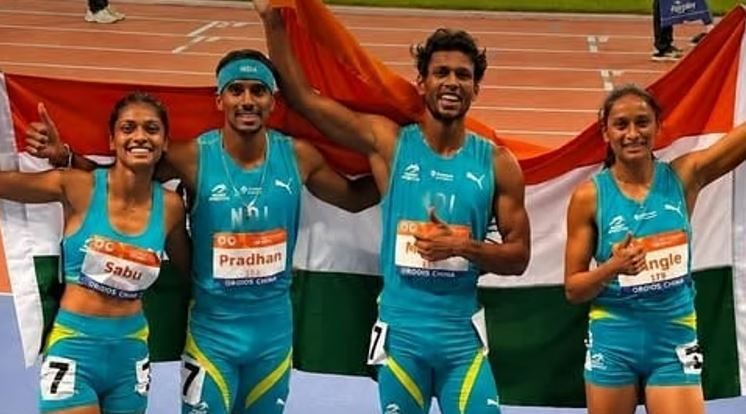 মাত্র ০.১০ সেকেন্ডের ব্যবধান, স্বাগতিক চীনকে হারিয়ে স্বর্ণ জিতল ভারত!