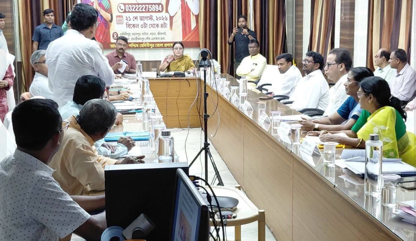 মুখোমুখি কর্মসূচিতে পুর পরিষেবা নিয়ে বৈঠক, নাগরিক সমস্যার দ্রুত সমাধানের আশ্বাস অগ্নিমিত্রার!