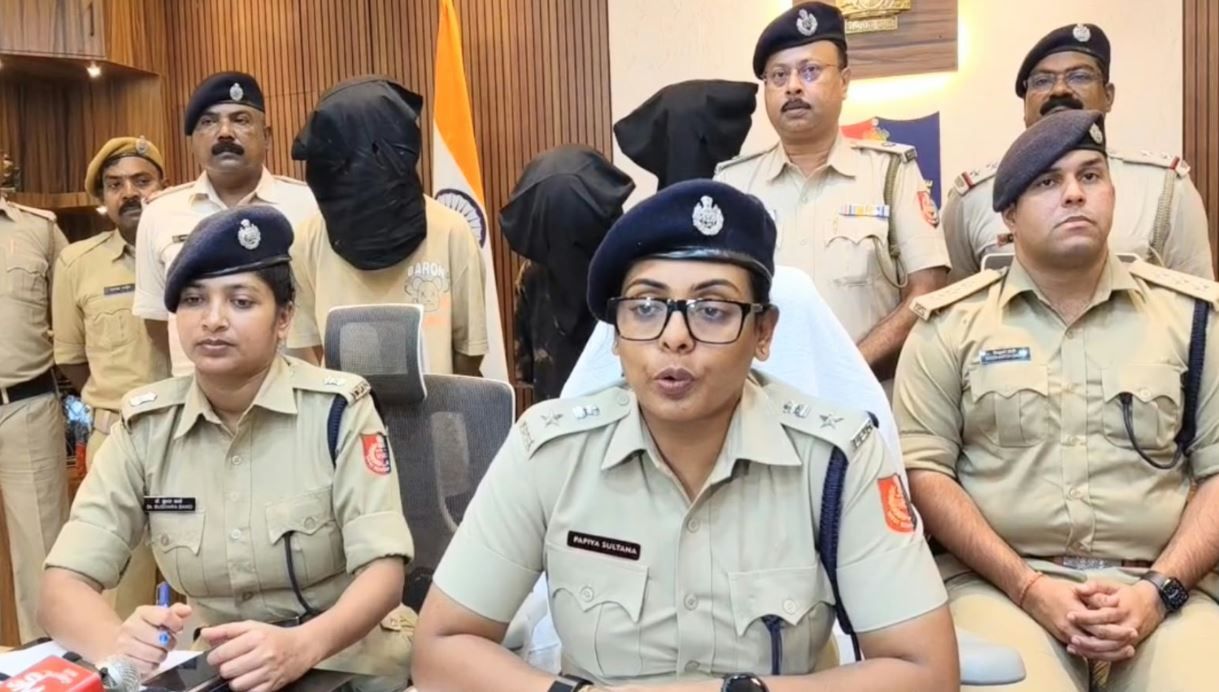 খড়গপুরে একের পর এক সোনার হার ছিনতাইয়ের কিনারা, গ্রেফতার ৩, উদ্ধার ৬টি হার!