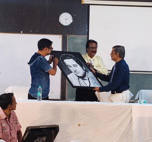 বিদ্যাসাগর বিশ্ববিদ্যালয়ে প্রথমবার কিশোর কুমারের জন্মজয়ন্তী উদযাপন, সুরের আবেশে মুখর ক্যাম্পাস!