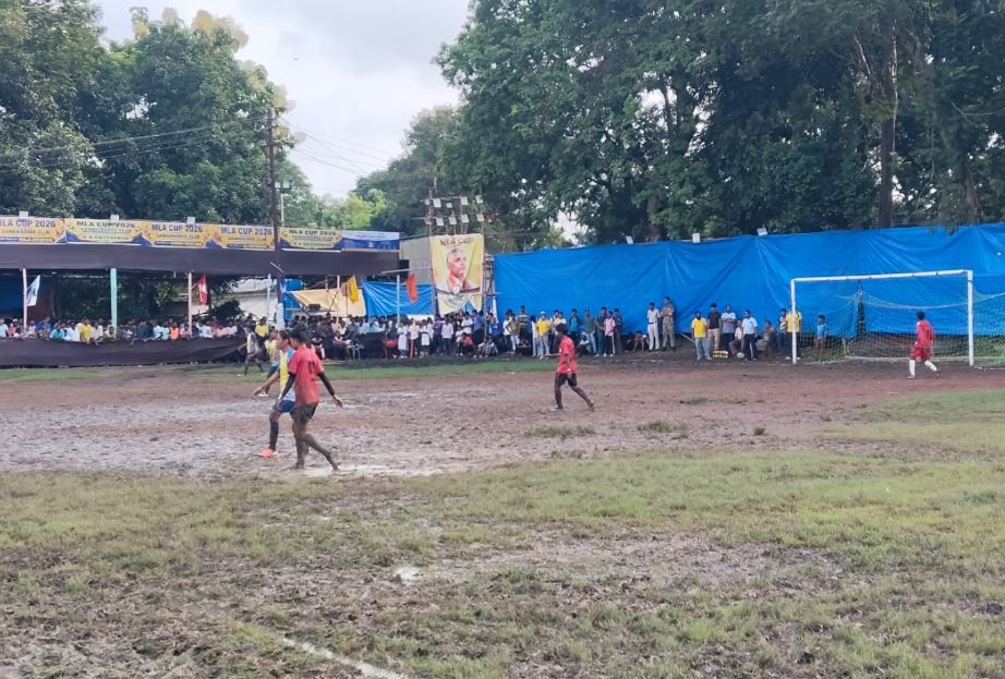 খড়গপুরের সঙ্ঘশ্রী ময়দানে শুরু এমএলএ কাপ-২০২৬, ২৪ দলের অংশগ্রহণে জমজমাট নকআউট ফুটবল টুর্নামেন্ট!