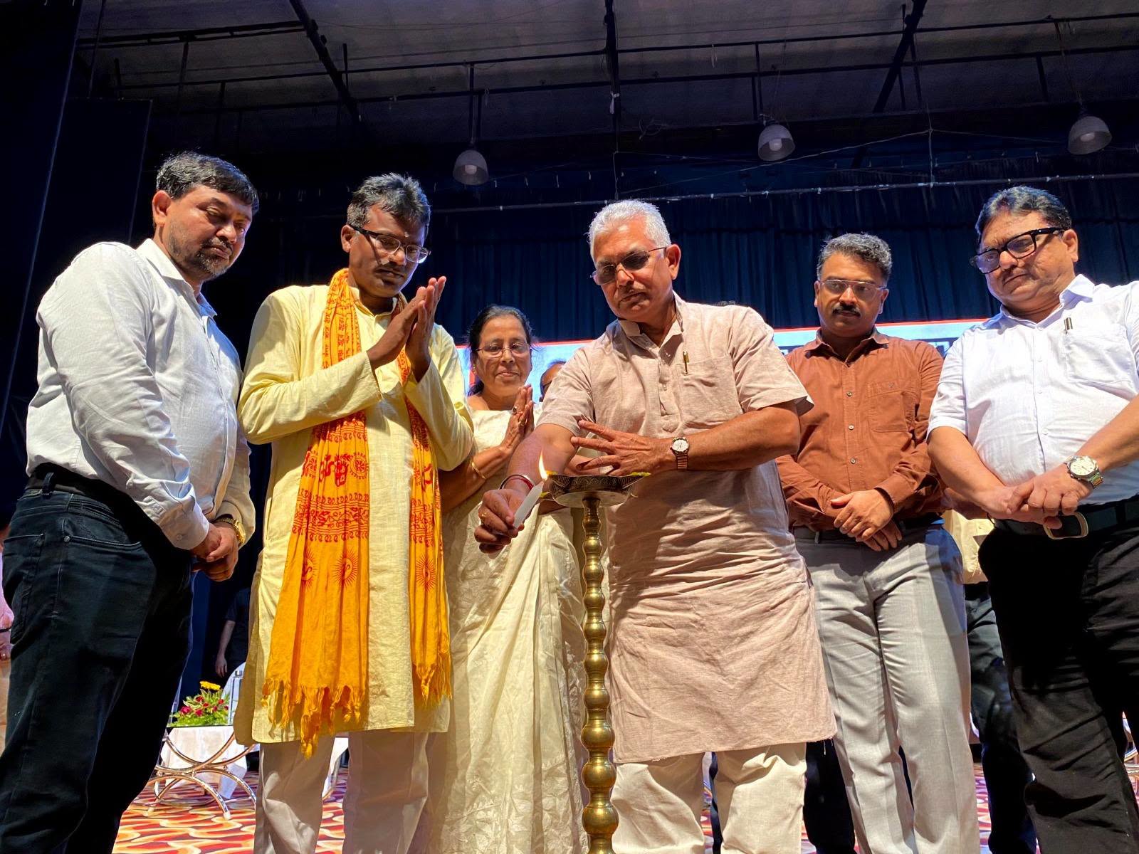 ডেঙ্গু-ম্যালেরিয়া প্রতিরোধে মাঠকর্মীদের নিরলস পরিশ্রমের প্রশংসা!