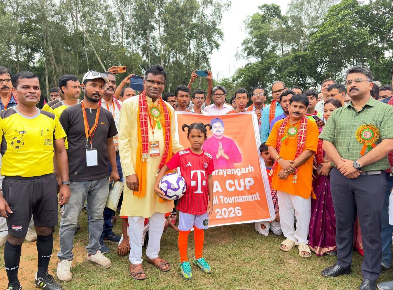 নারায়ণগড়ে শুরু MLA কাপ ২০২৬, ৩৬ স্কুলের ফুটবল লড়াই!
