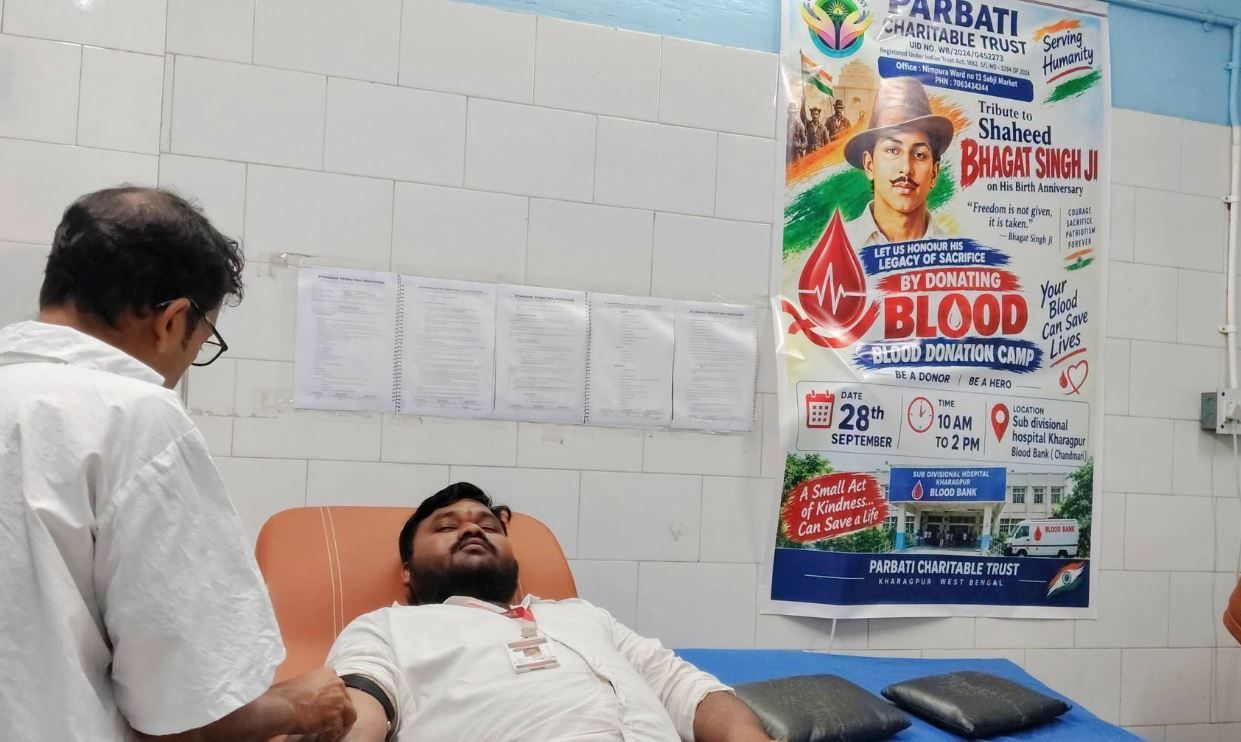 ভগৎ সিংয়ের জন্মবার্ষিকীতে রক্তদান শিবির!