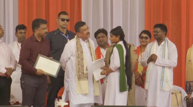 বীরসিংহে মুখ্যমন্ত্রী, ঘাটালের উন্নয়নে একগুচ্ছ ঘোষণা!