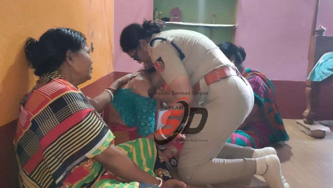 বন্যার জলে তলিয়ে ৩ বছরের শিশুর মৃত্যু, শোকস্তব্ধ ঘাটাল—পরিবারের পাশে পুলিশ সুপার