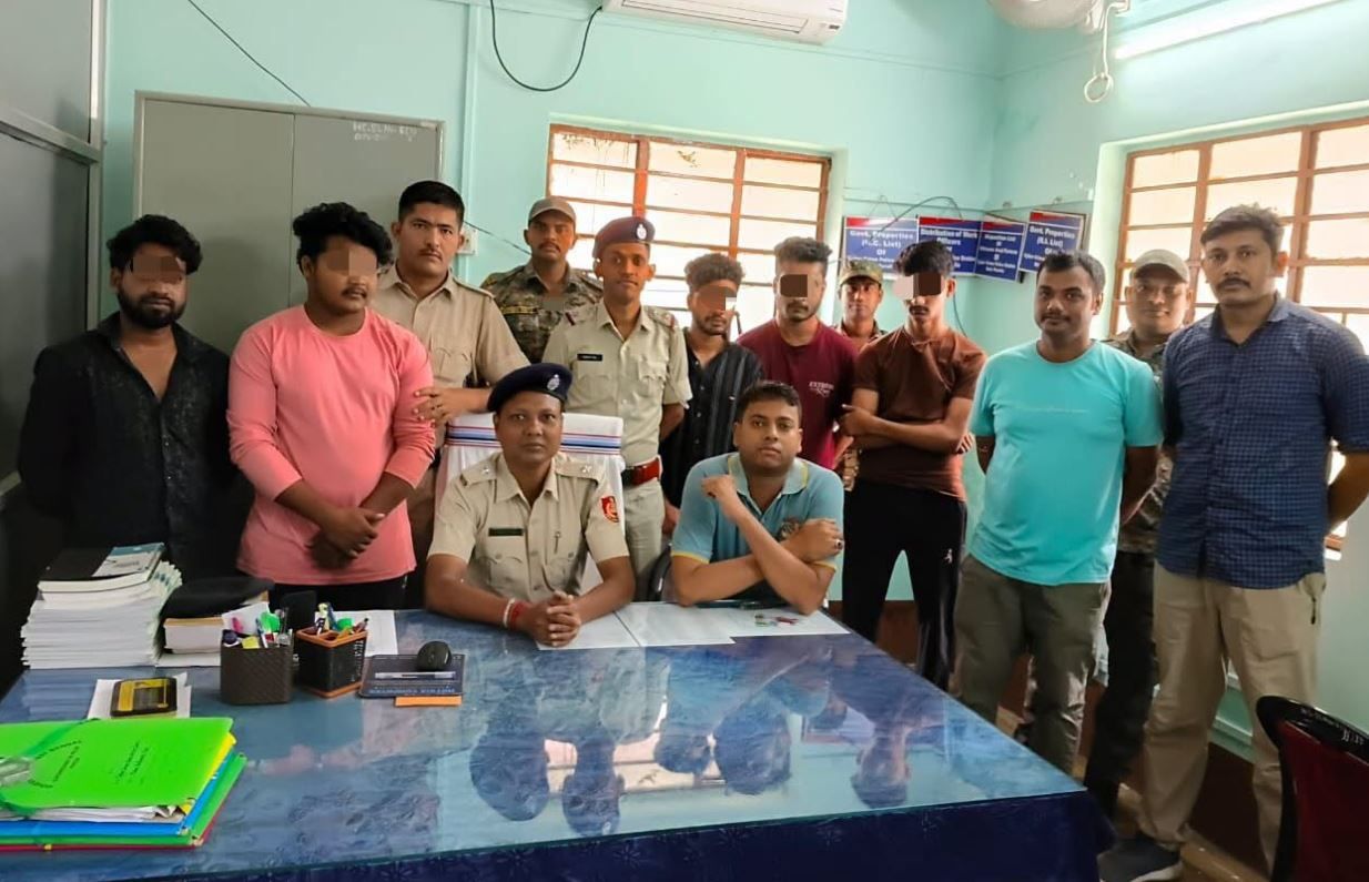 সাইবার প্রতারণা চক্রে বড়সড় সাফল্য পুরুলিয়া পুলিশের, গ্রেফতার ৫!