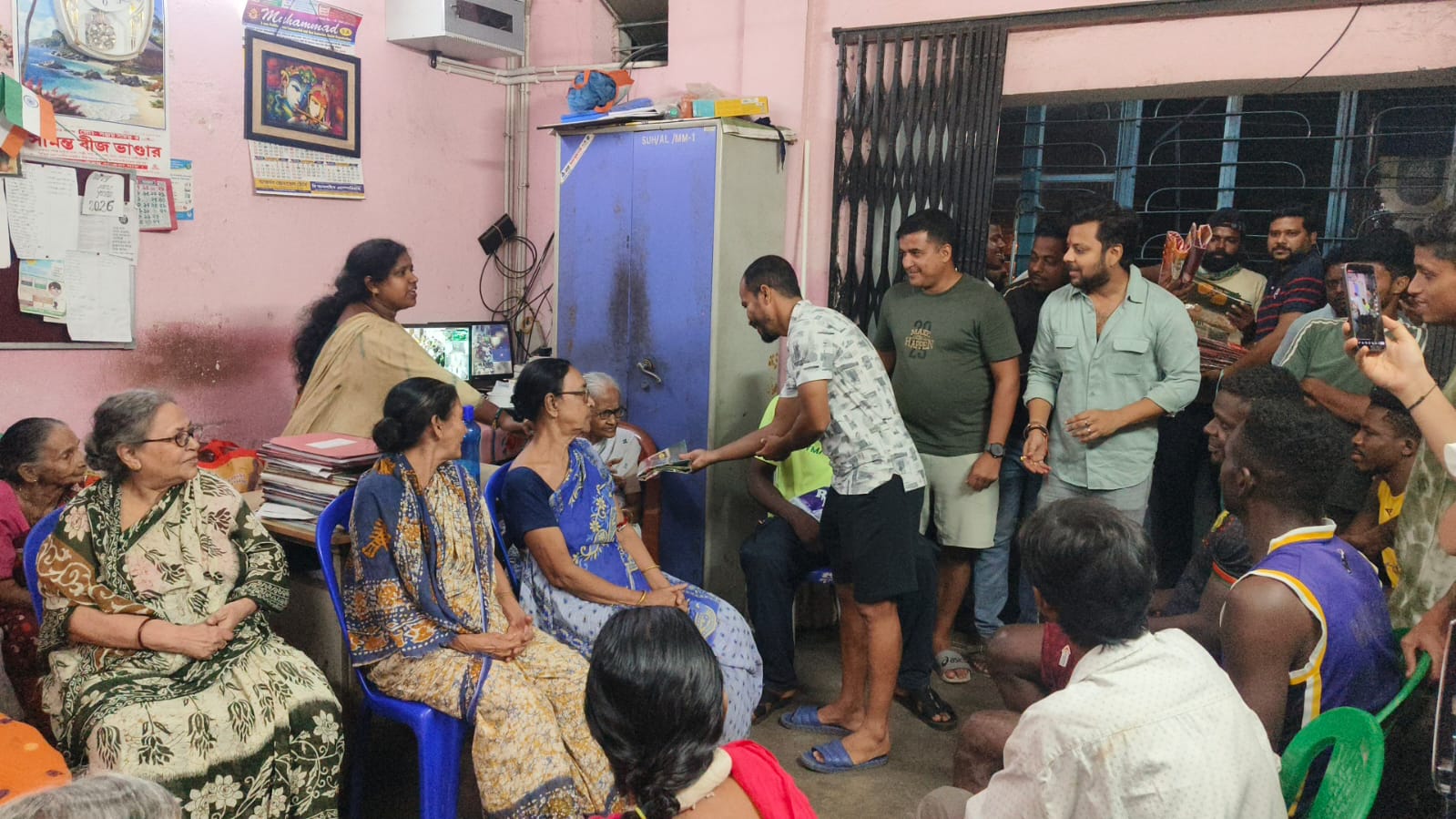 উৎসবের আনন্দে প্রবীণদের পাশে SB XI মেদিনীপুর