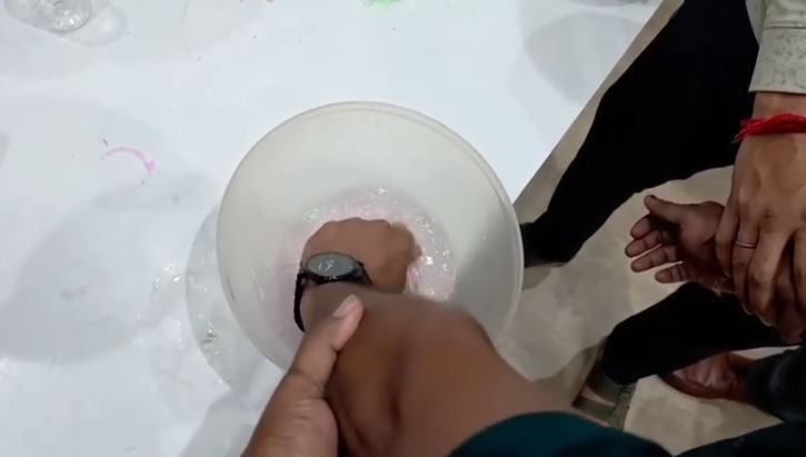 বাসের পারমিট নবীকরণে ৯০ হাজার টাকা ঘুষের অভিযোগ, গ্রেফতার RTO আধিকারিক ও দালাল!