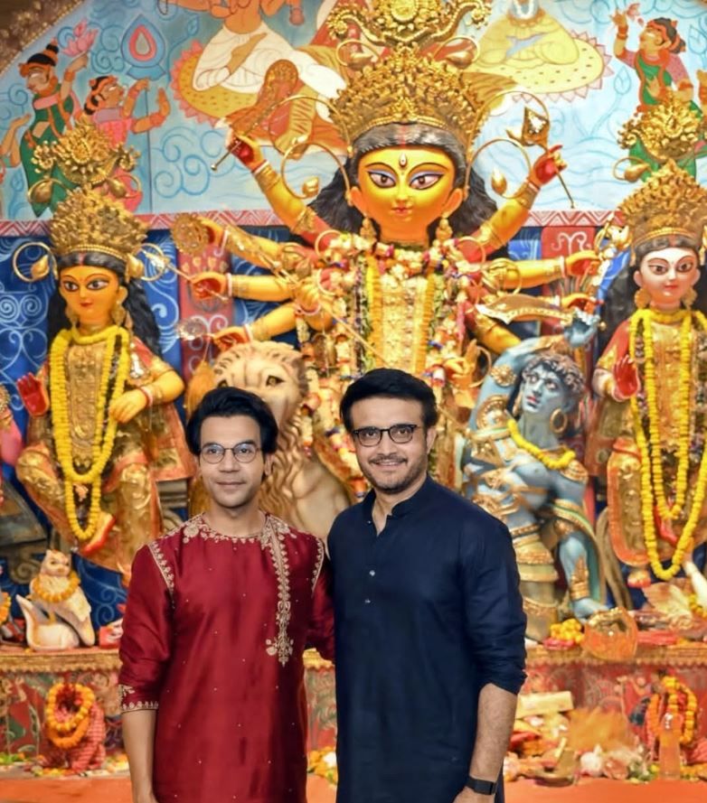 সৌরভের দুর্গাপুজোয় রাজকুমার রাও! ‘দাদা’র বাড়ি থেকে ম্যাডক্স স্কোয়ার, বায়োপিক ঘিরে বাড়ছে আগ্রহ!